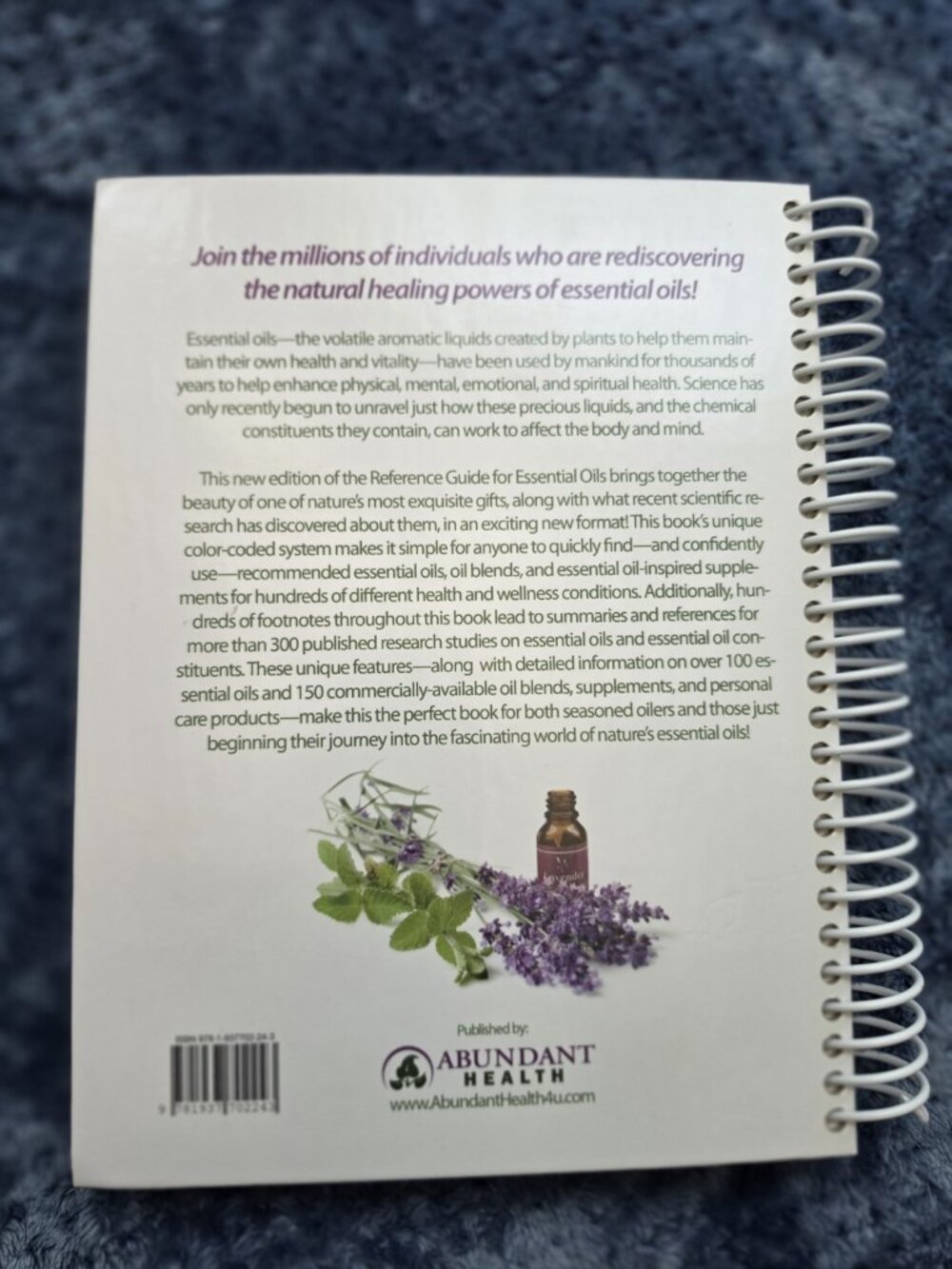 Reference Guide for Essential Oils 2014 Spiral Bound 607p Higley Abundant - Picture 3 of 3